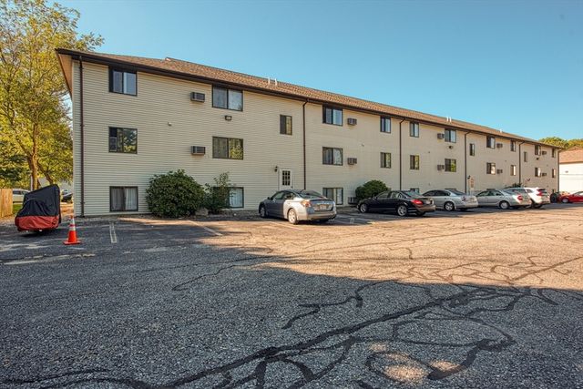 47 Juniper Rd F9, North Attleboro, MA 02760