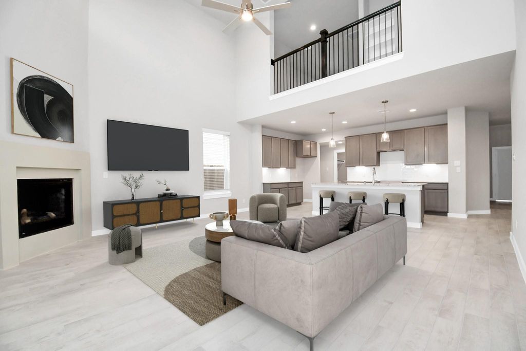 Image 20 of property listing at 18419 Porta Marina Drive, Fresno, TX 77545