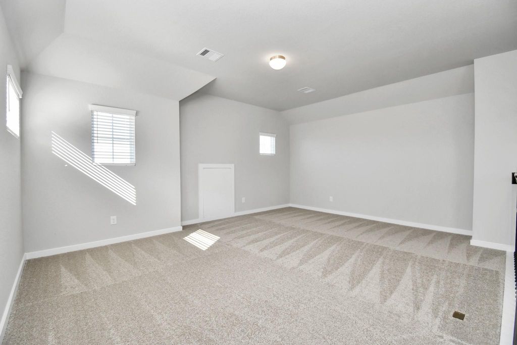 Image 27 of property listing at 18419 Porta Marina Drive, Fresno, TX 77545