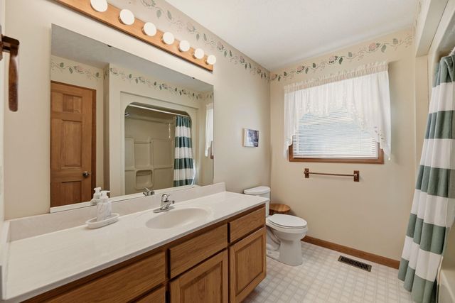 1265 Groover Road, Spring City, TN 37381