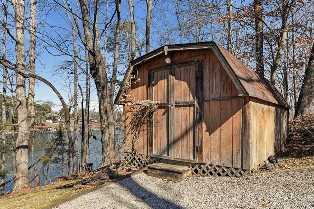 1265 Groover Road, Spring City, TN 37381