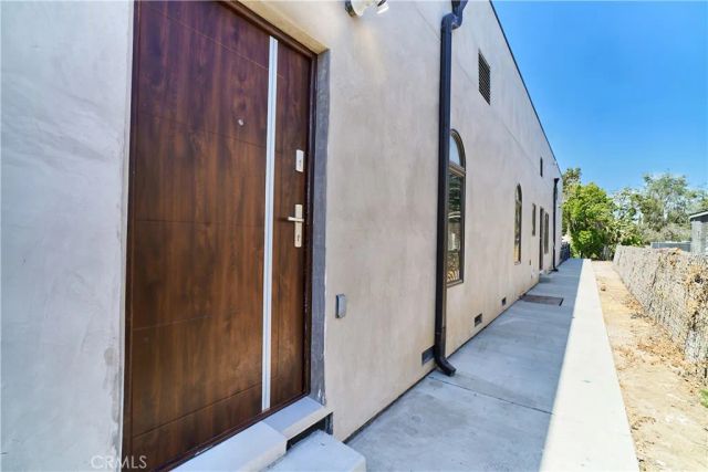 1119 Crestview Drive B, Fullerton, CA 92833