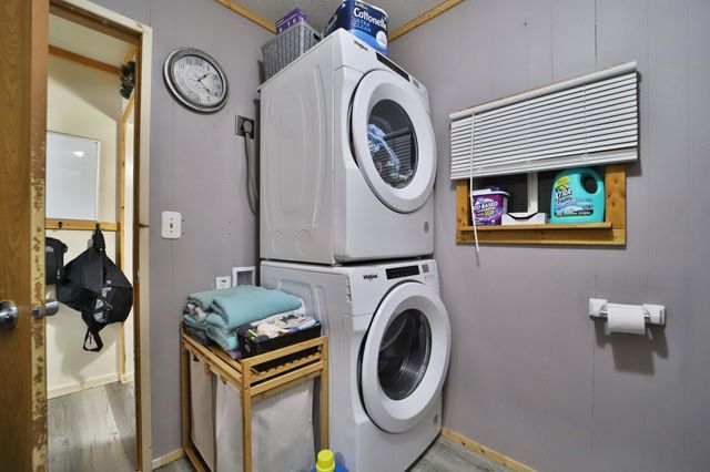 3845 Carlson Avenue, Cushing, MN 56443