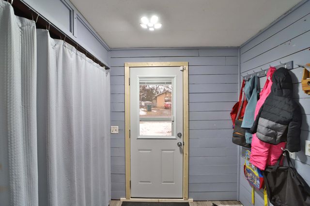 3845 Carlson Avenue, Cushing, MN 56443