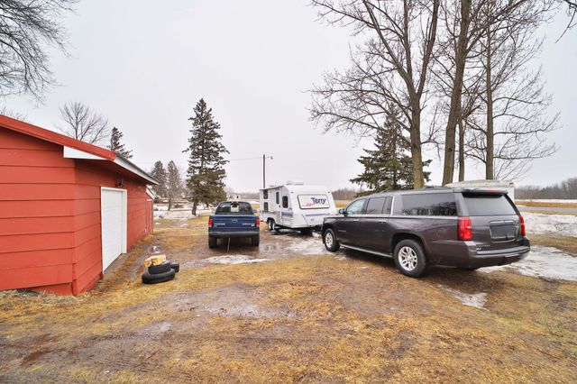 3845 Carlson Avenue, Cushing, MN 56443