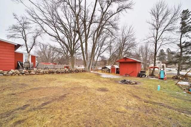 3845 Carlson Avenue, Cushing, MN 56443