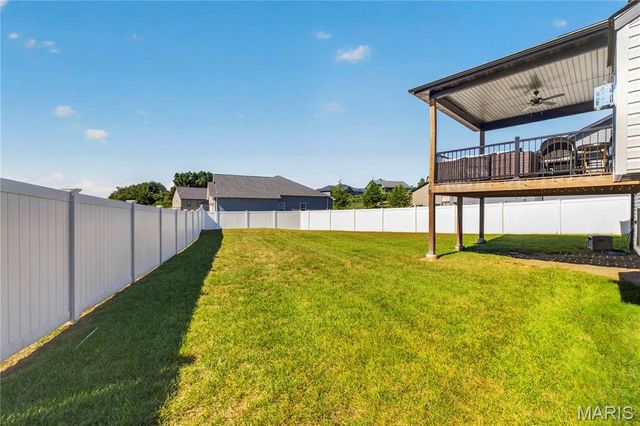 2911 Kehrswood Court, Maryville, IL 62062