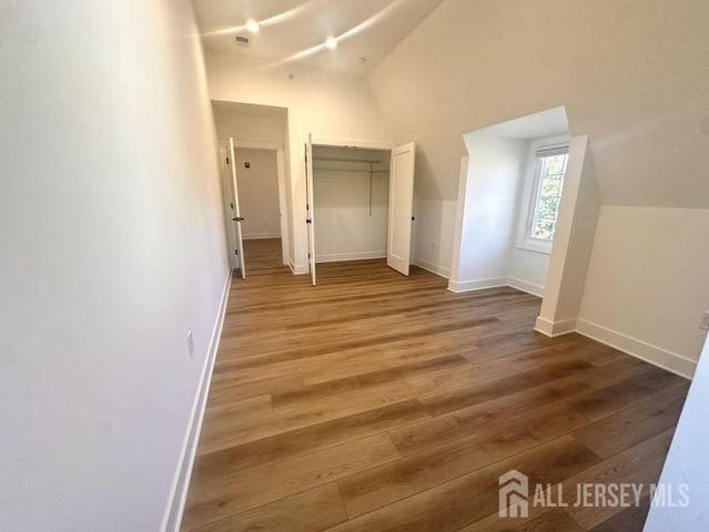 195 Main Street 303, Metuchen, NJ 08840