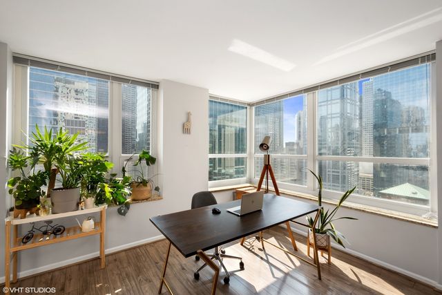 345 N La Salle Drive 2505, Chicago, IL 60654