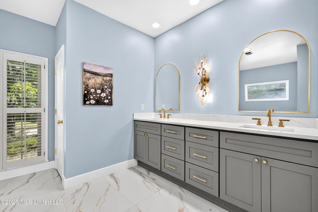 947 Valleyview Lane, Collierville, TN 38017
