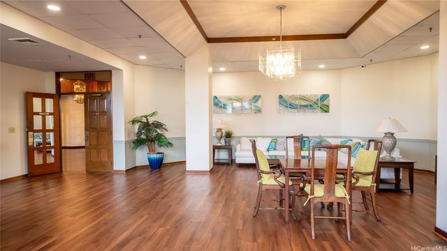 1040 Lunalilo Street 702, Honolulu, HI 96822