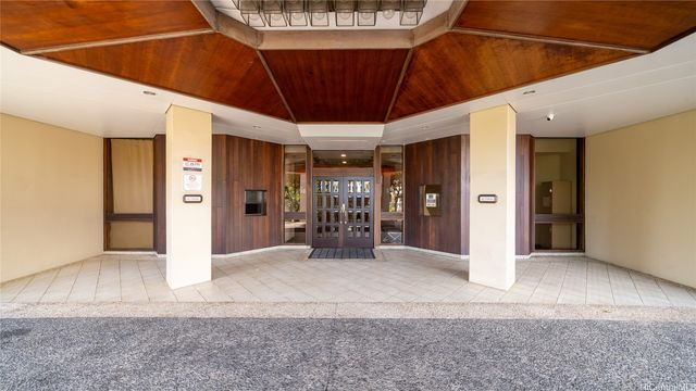 1040 Lunalilo Street 702, Honolulu, HI 96822