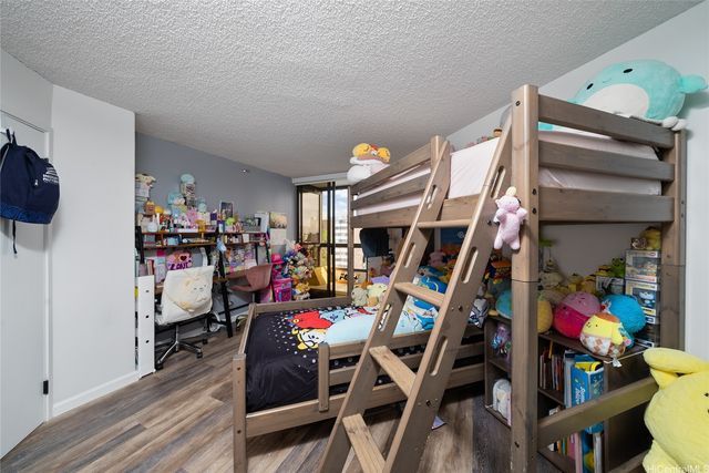 1040 Lunalilo Street 702, Honolulu, HI 96822