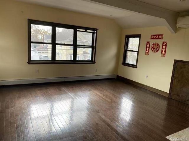 149-31 45th Avenue, Flushing, NY 11355