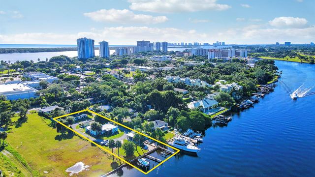 2031 Melody Lane, Palm Beach Gardens, FL 33410