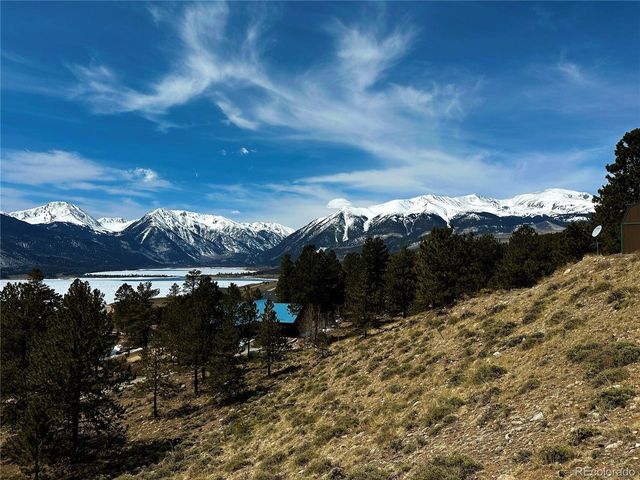 199 Twin Peaks Dr, Twin Lakes, CO 81251