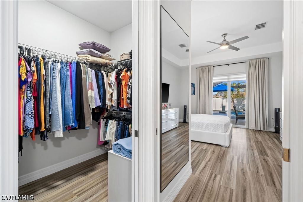 Image 21 of property listing at 1017 NW 15th TER, Cape Coral, FL 33993