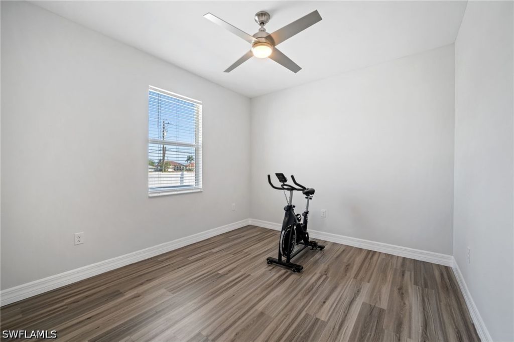 Image 25 of property listing at 1017 NW 15th TER, Cape Coral, FL 33993