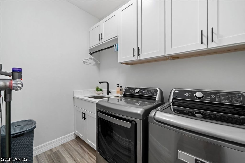 Image 27 of property listing at 1017 NW 15th TER, Cape Coral, FL 33993