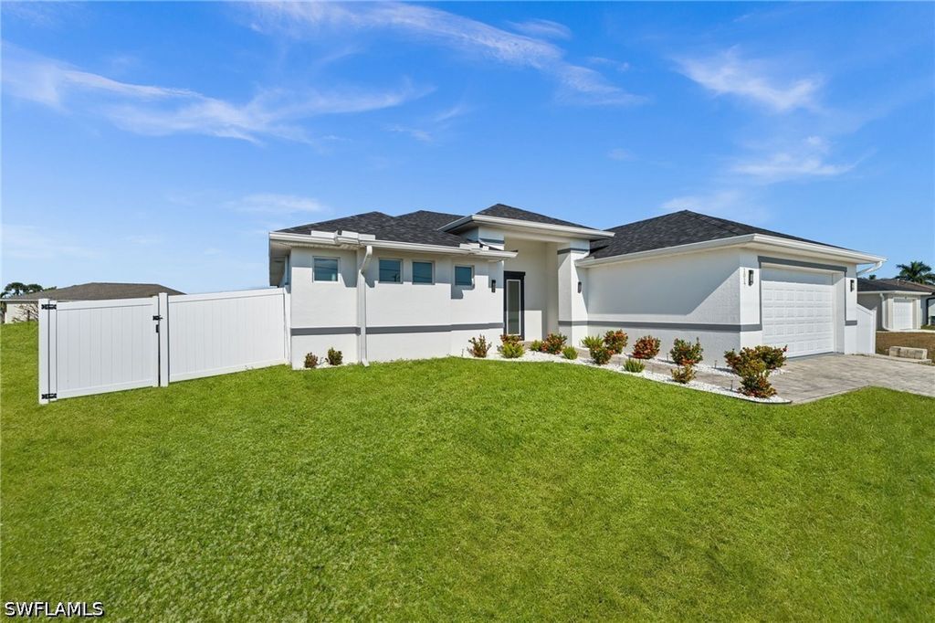Image 39 of property listing at 1017 NW 15th TER, Cape Coral, FL 33993