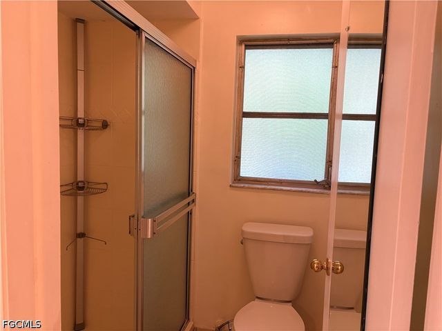 5661 Eichen CIR E, Fort Myers, FL 33919