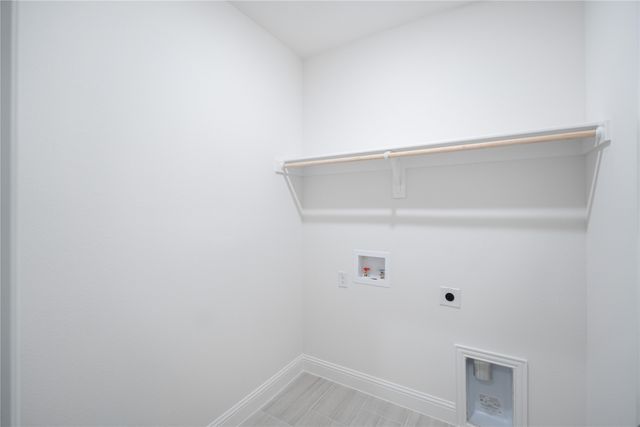 8724 Treeline Parkway, Justin, TX 76247