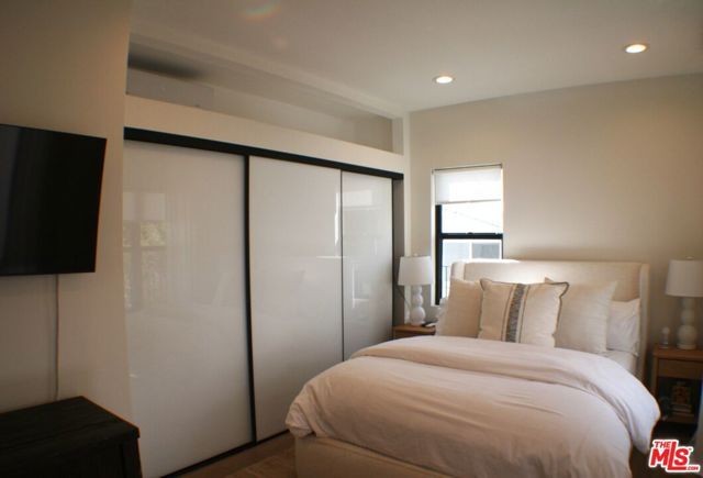 8587 Rugby Drive, West Hollywood, CA 90069