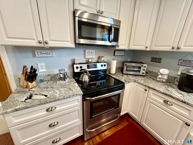 18 Wallace Street, Shelton, CT 06484