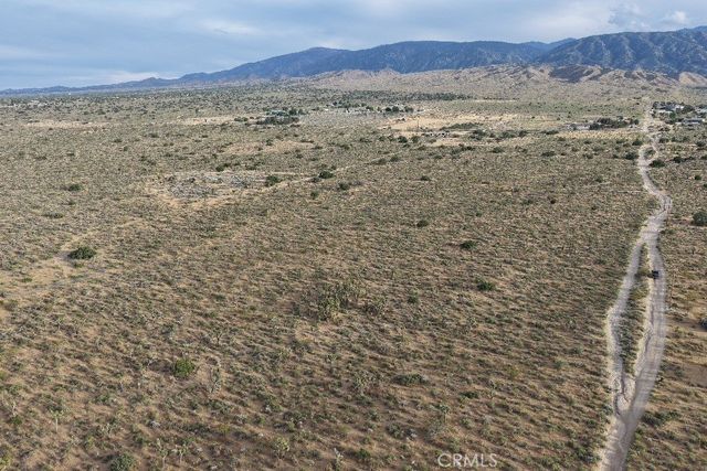 0 223rd St E, Llano, CA 93544