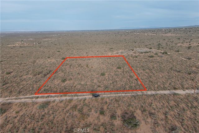 0 223rd St E, Llano, CA 93544