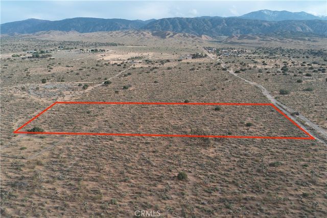 0 223rd St E, Llano, CA 93544