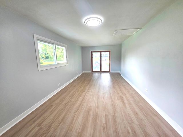 7056 Osage Road W, Long Grove, IL 60047
