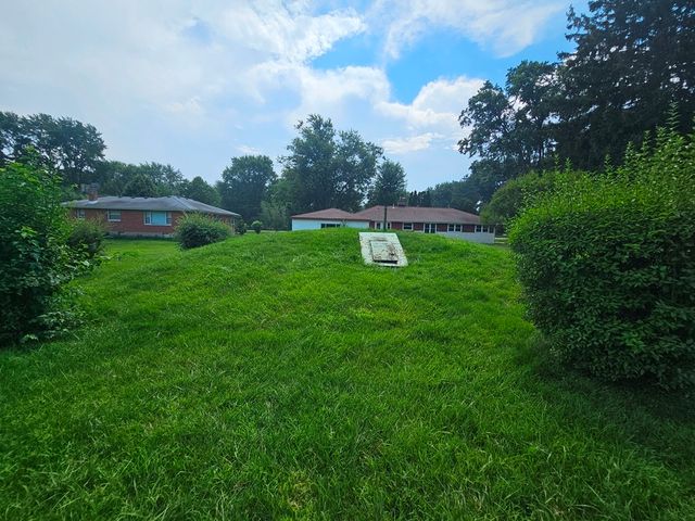 7056 Osage Road W, Long Grove, IL 60047