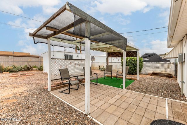 1121 S LAWTHER Drive, Apache Junction, AZ 85120