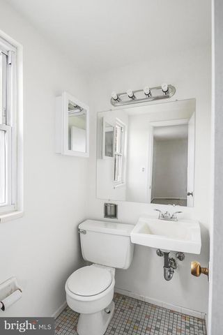 926 REGINA DR, Baltimore, MD 21227