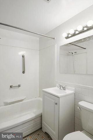 926 REGINA DR, Baltimore, MD 21227