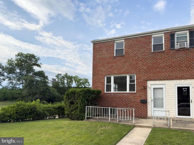 926 REGINA DR, Baltimore, MD 21227