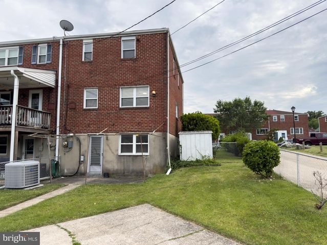 926 REGINA DR, Baltimore, MD 21227