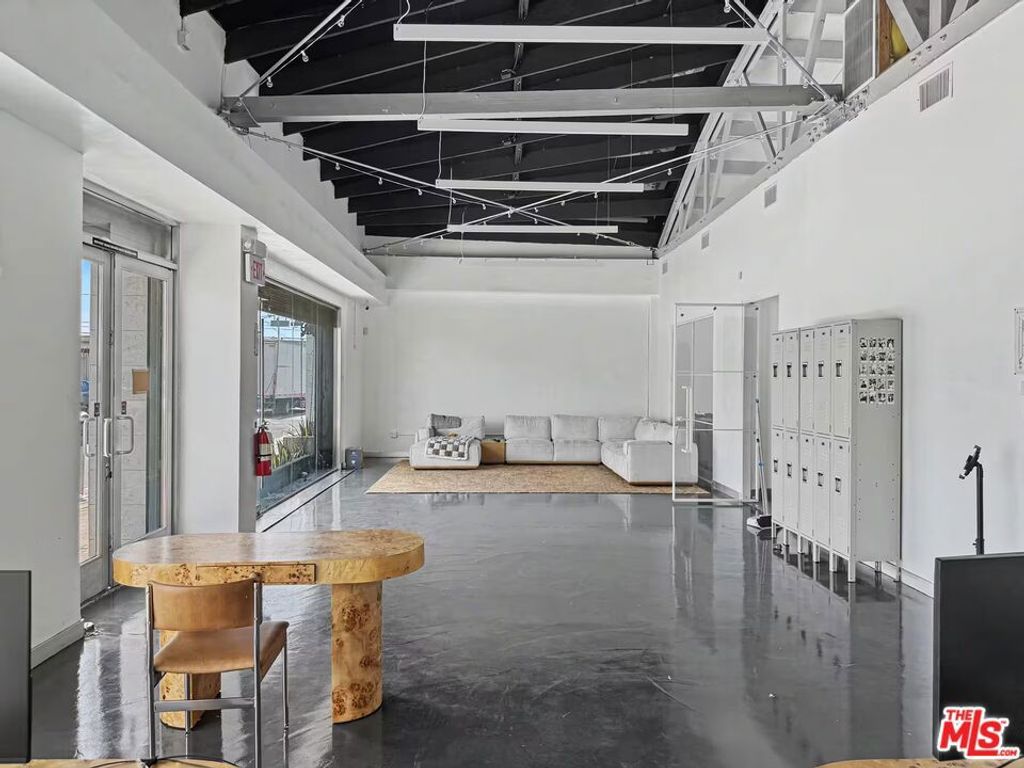 1507 Maple Avenue, Los Angeles, CA 90015 — exterior