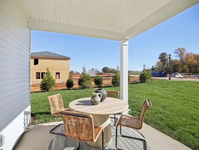 523 Goldfinch Way, Clarksville, TN 37043