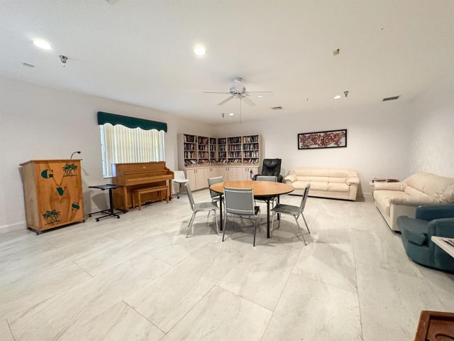 12015 Greenway Circle S 209, Royal Palm Beach, FL 33411