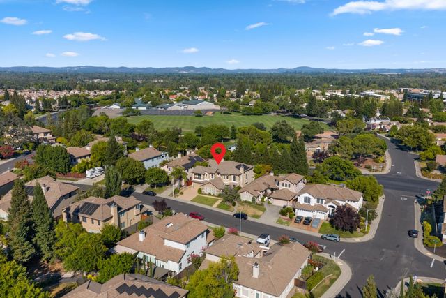 1876 Grazziani Way, Roseville, CA 95661