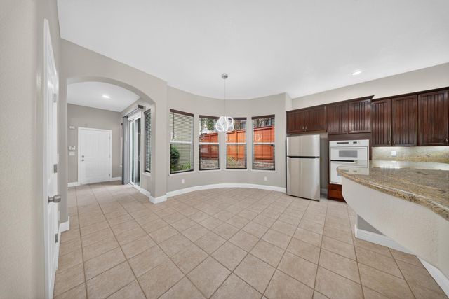 1876 Grazziani Way, Roseville, CA 95661