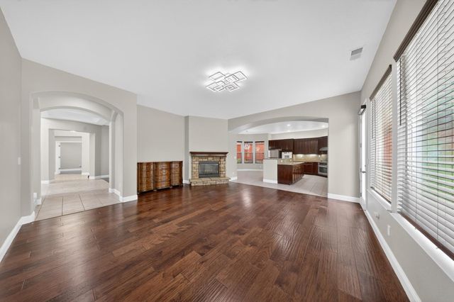 1876 Grazziani Way, Roseville, CA 95661