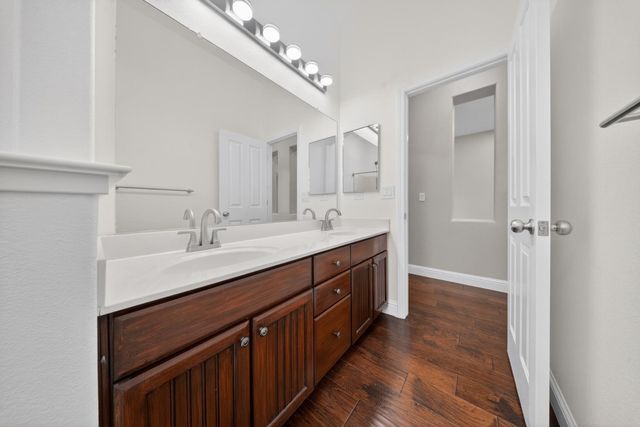 1876 Grazziani Way, Roseville, CA 95661