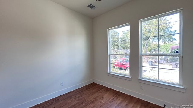 118 STELLA, San Antonio, TX 78203