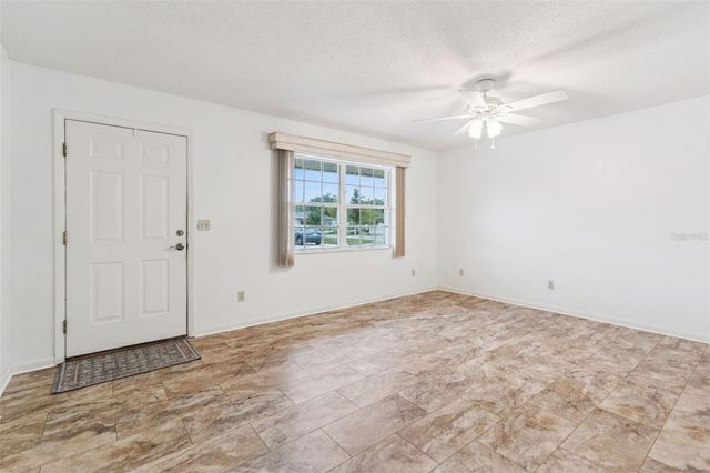 1433 THOUSAND ROSES AVENUE W, Lake Wales, FL 33853