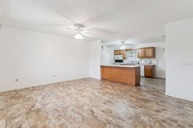 1433 THOUSAND ROSES AVENUE W, Lake Wales, FL 33853