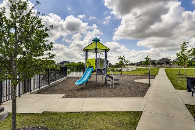 235 Half Moon Drive, Waxahachie, TX 75165