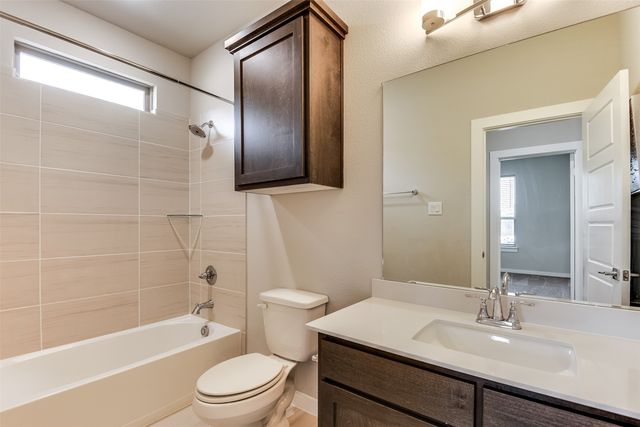 235 Half Moon Drive, Waxahachie, TX 75165